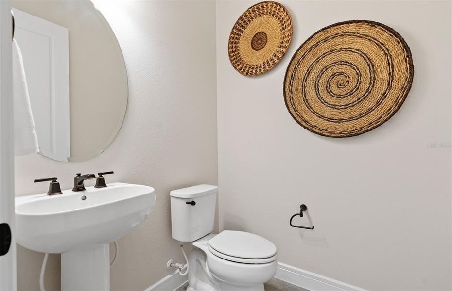 Furnished interior view inside a new home in , Mount Dora (Image 22).