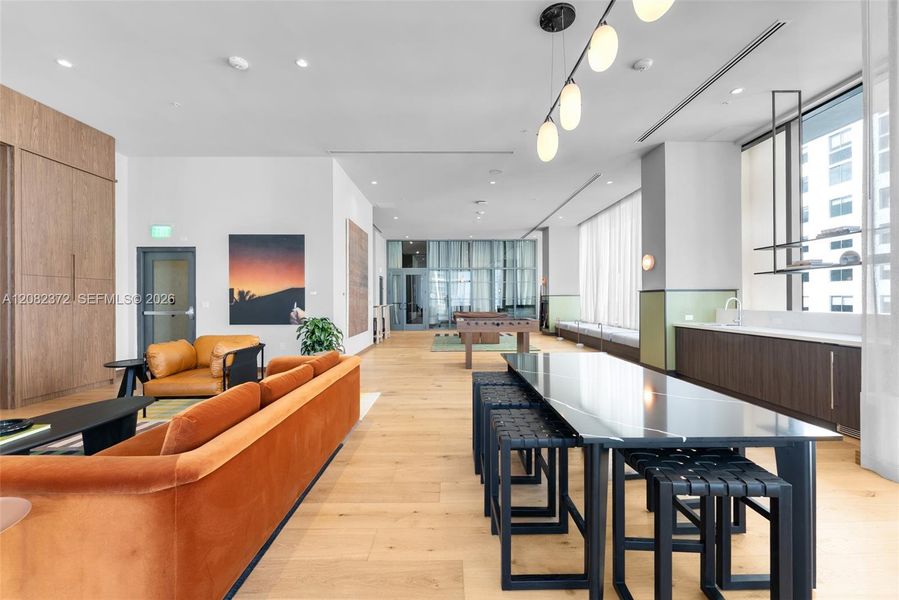 Community amenities in , Miami (Image 25).