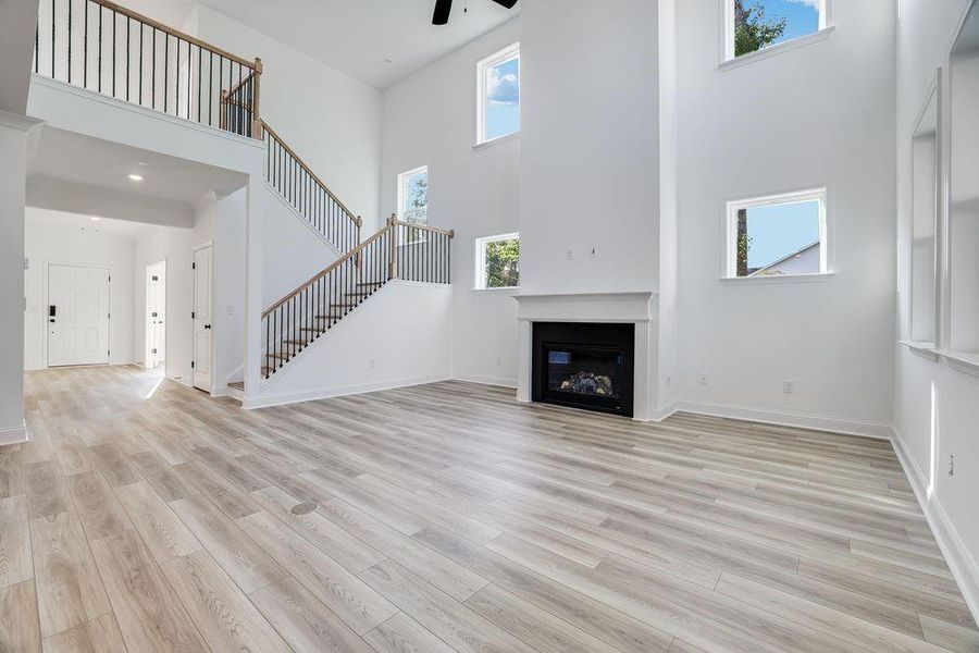 Spacious, unfurnished interior of a new home in Kennison Creek, Cumming (Image 24).