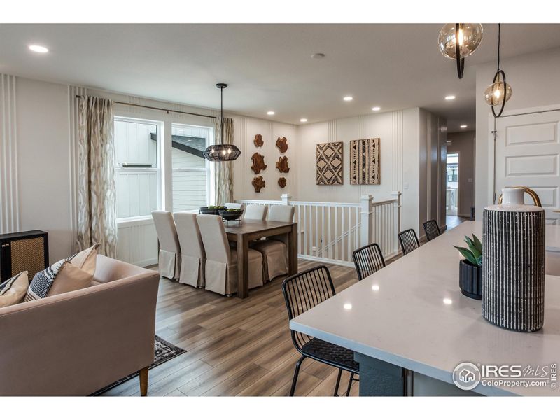 EXAMPLE PHOTO: DINING ROOM