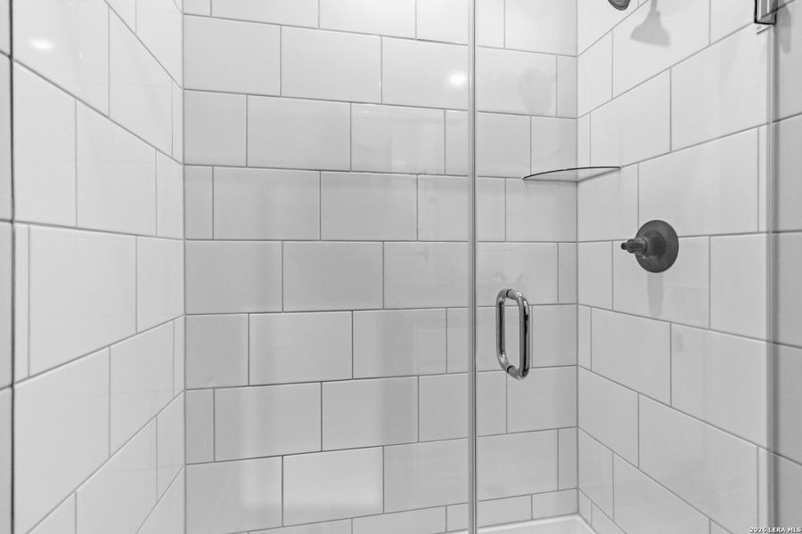 Close-up of interior finishes inside a home in Lonesome Dove, San Antonio (Image 15).