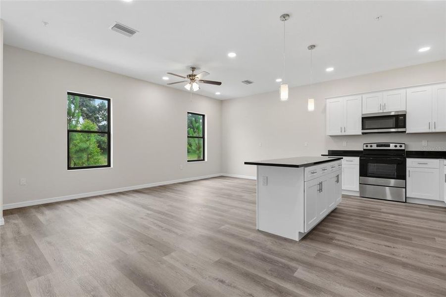 Spacious, unfurnished interior of a new home in , Tampa (Image 20). Spacious, unfurnished interior of a new home in , Tampa (Image 20).