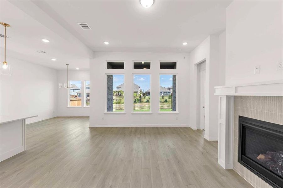 Spacious, unfurnished interior of a new home in Inspiration, Lucas (Image 17).