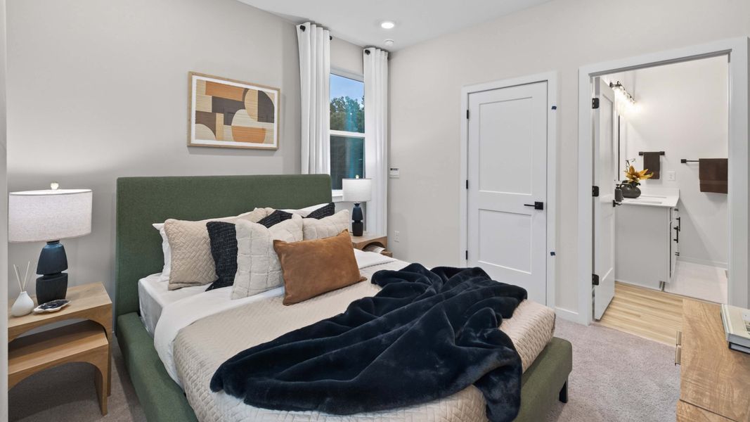 Representative furnished interior of a home built from the Carlton by D.R. Horton in Kingman Townhomes, Charlotte (Image 15).