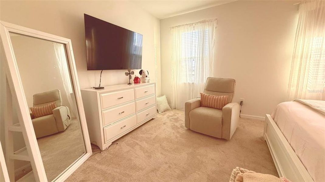 Furnished interior view inside a new home in , Kissimmee (Image 17).