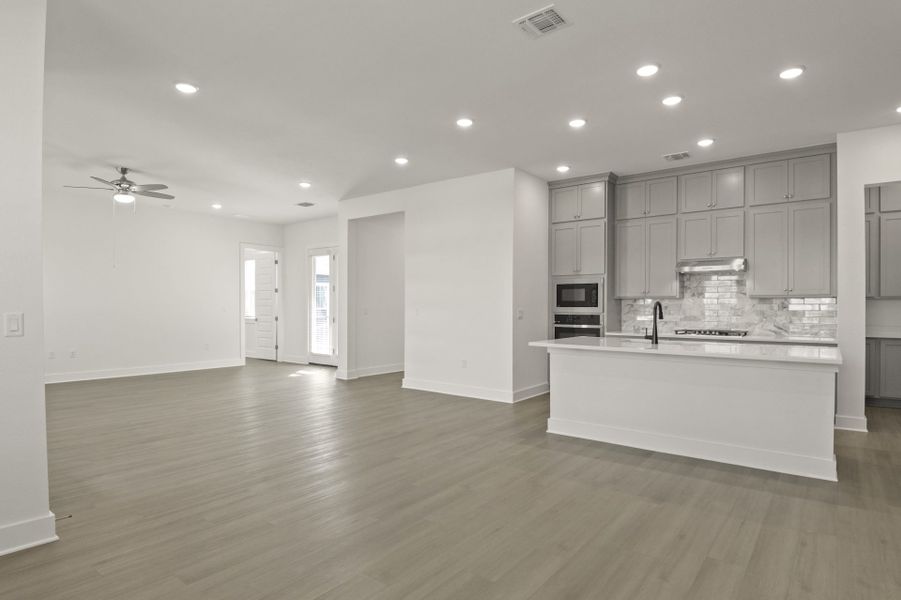 Image 30 of a home in Easton Park.