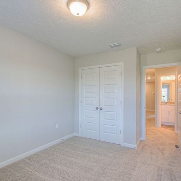 Spacious, unfurnished interior of a new home in Jackson Towne, Murfreesboro (Image 23).