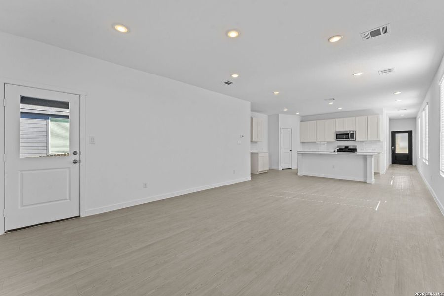 Spacious, unfurnished interior of a new home in Grace Valley, Marion (Image 25).