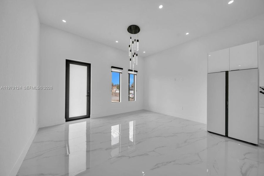 Spacious, unfurnished interior of a new home in , Lehigh Acres (Image 30).