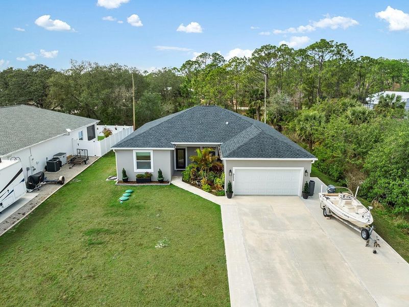 9225-103rd-Ct-HigMedia-002-1280