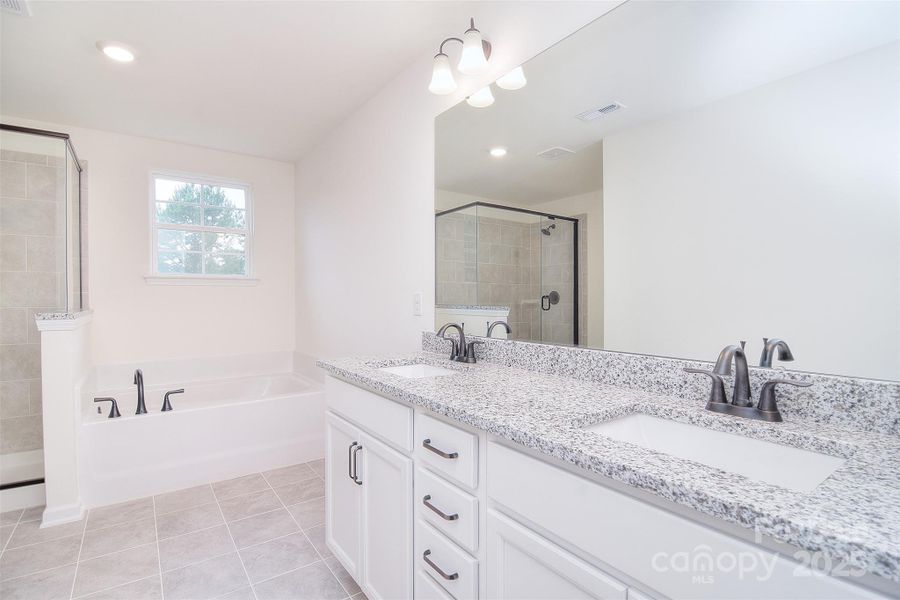 Furnished interior view inside a new home in Larkin, Statesville (Image 6).