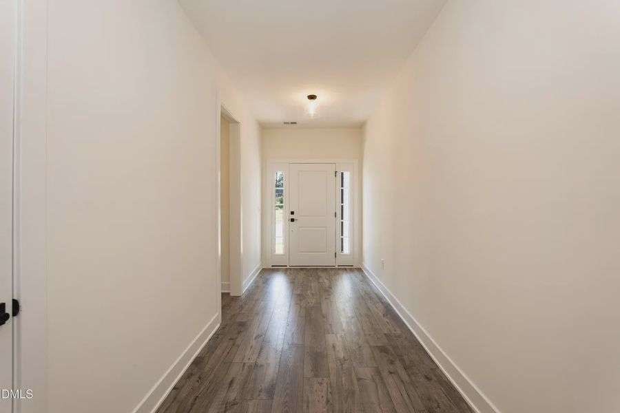Spacious, unfurnished interior of a new home in Southern Estates, Sanford (Image 14).