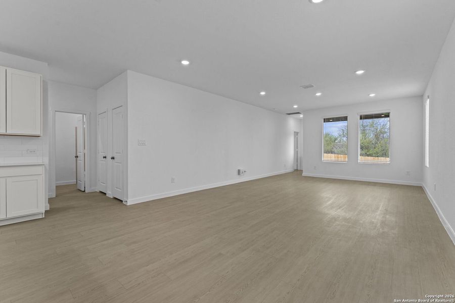 Spacious, unfurnished interior of a new home in Hightop Ridge, Converse (Image 19).
