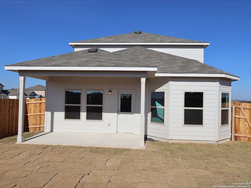 Exterior details and patio area of a home in Winding Brook, San Antonio (Image 3).