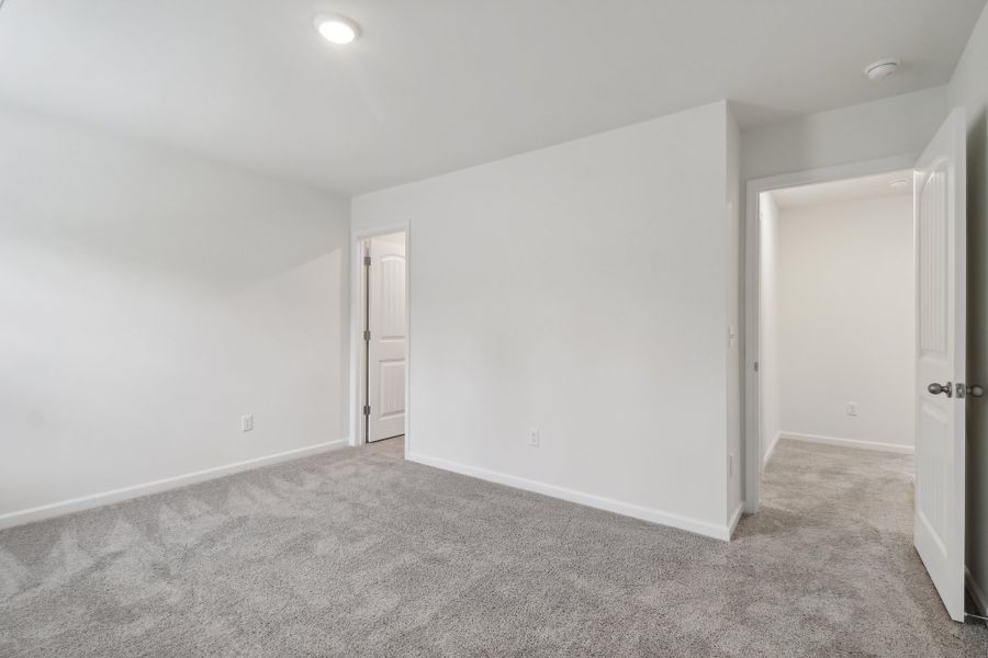 Representative unfurnished interior of a home built from the Kingston ll by Great Southern Homes in Portrait Hills, Aiken (Image 26).