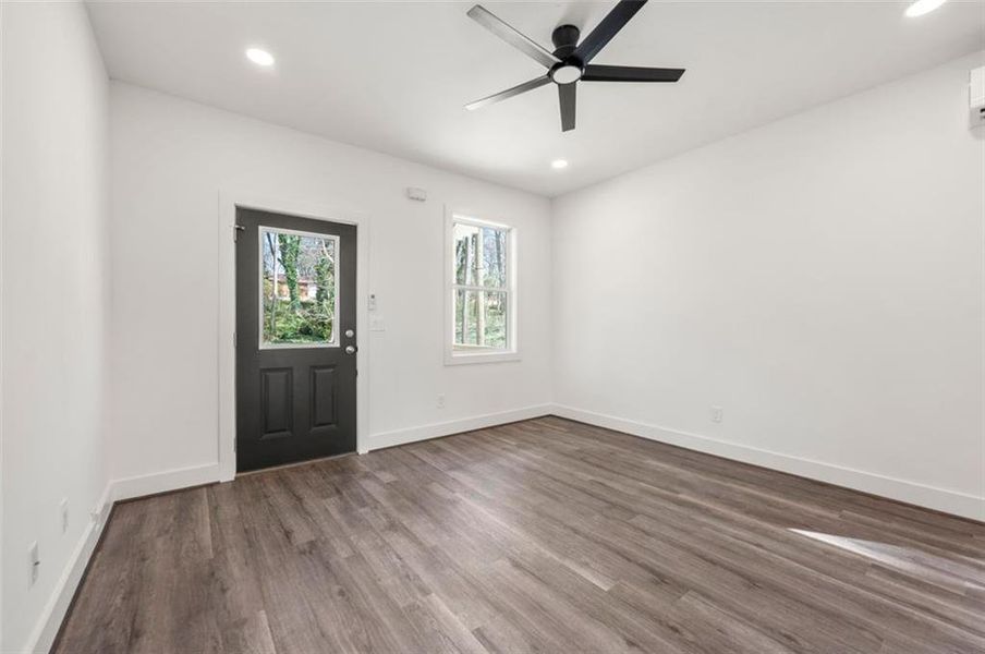 Spacious, unfurnished interior of a new home in , Atlanta (Image 5). Spacious, unfurnished interior of a new home in , Atlanta (Image 5).