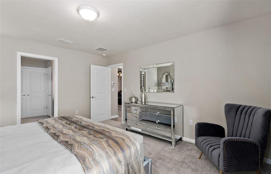 Furnished interior view inside a new home in Windsor Cay Resort, Clermont (Image 9).