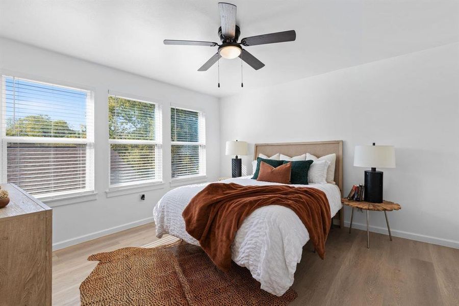 Furnished interior view inside a new home in , Dallas (Image 17).