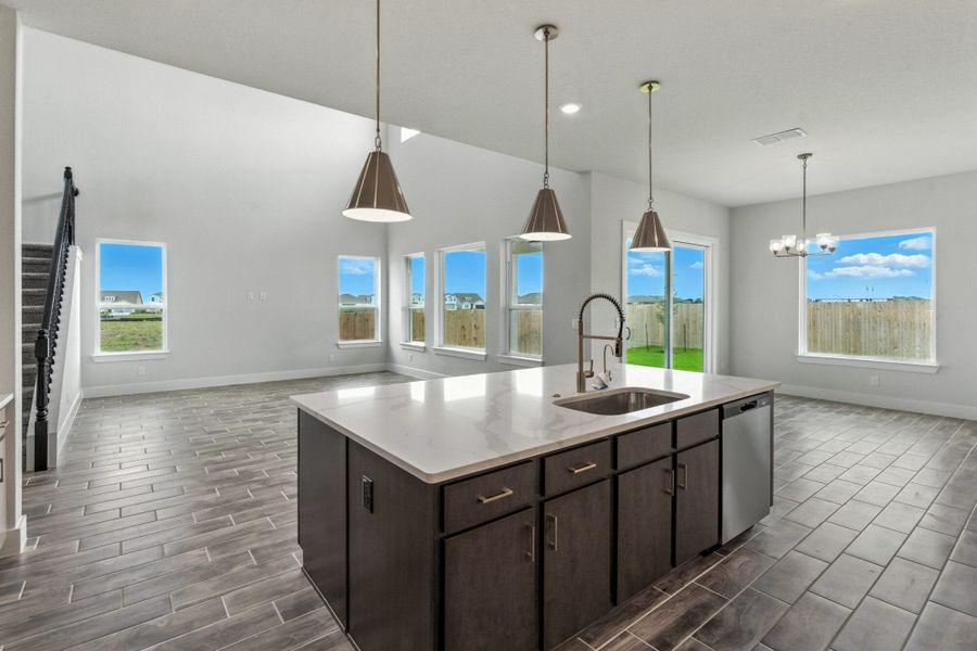 Furnished interior view inside a new home in Weltner Farms 60’s, New Braunfels (Image 10).