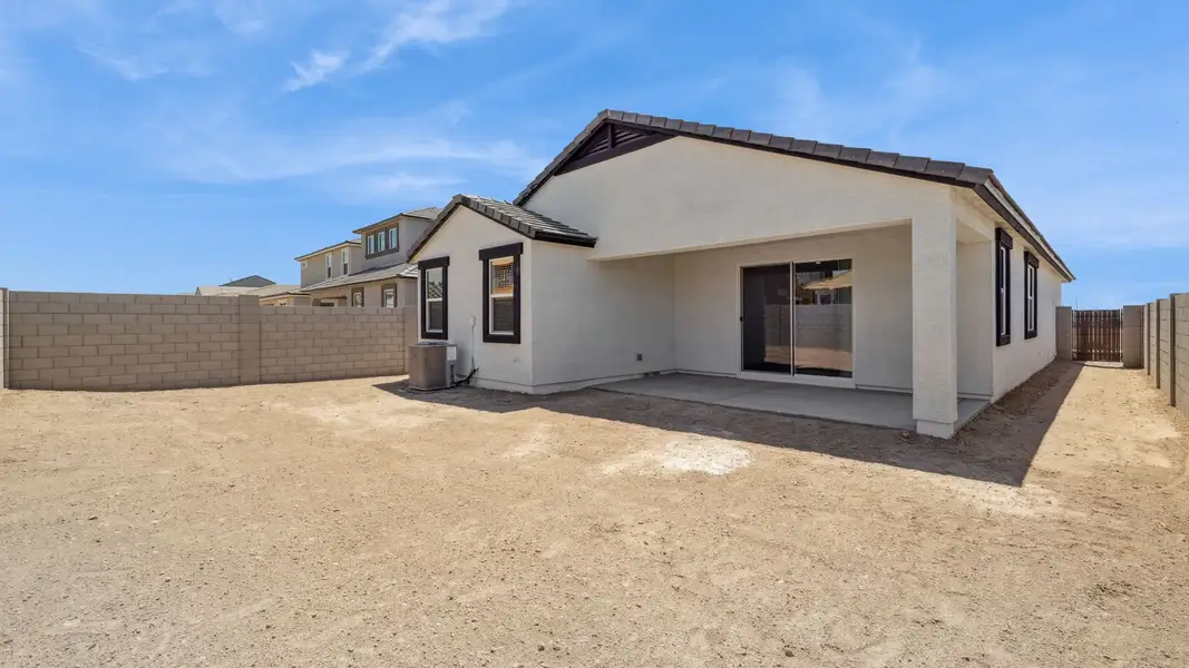 Exterior details and patio area of a home in Apache Farms, Buckeye (Image 3).