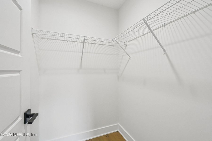 Spacious, unfurnished interior of a new home in , Green Cove Springs (Image 45).