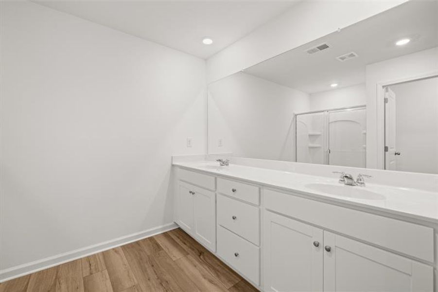 Furnished interior view inside a new home in , Bethlehem (Image 10).