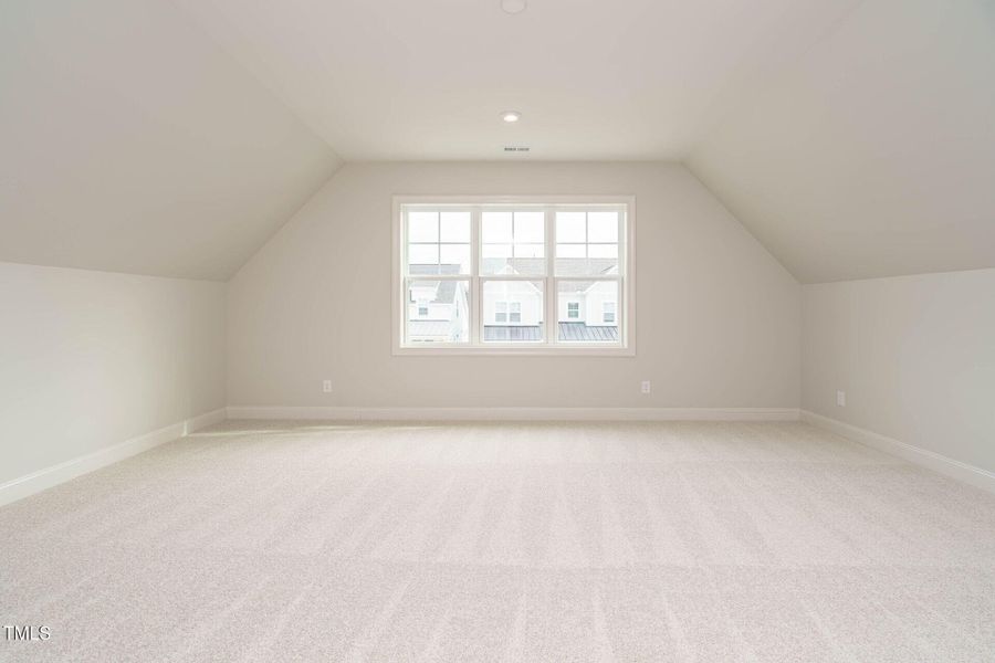 031-1920x1080-bonus-room