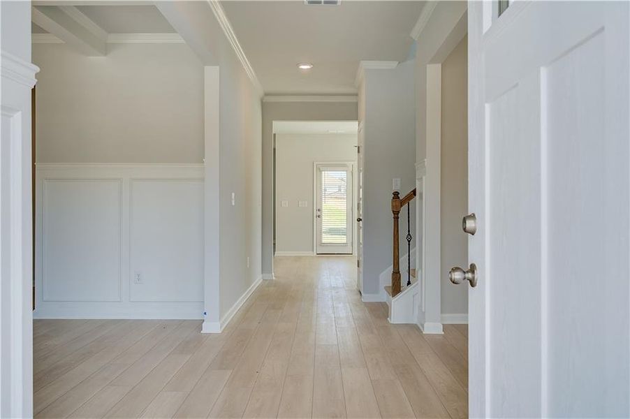 Spacious, unfurnished interior of a new home in Grandview at Millers Mill, Stockbridge (Image 13).