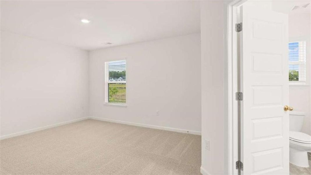 Spacious, unfurnished interior of a new home in Wildwood, Covington (Image 19).