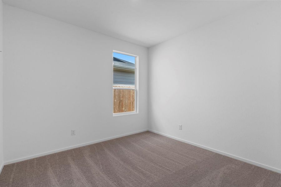 Spacious, unfurnished interior of a new home in Stokesbury, Waller (Image 10).
