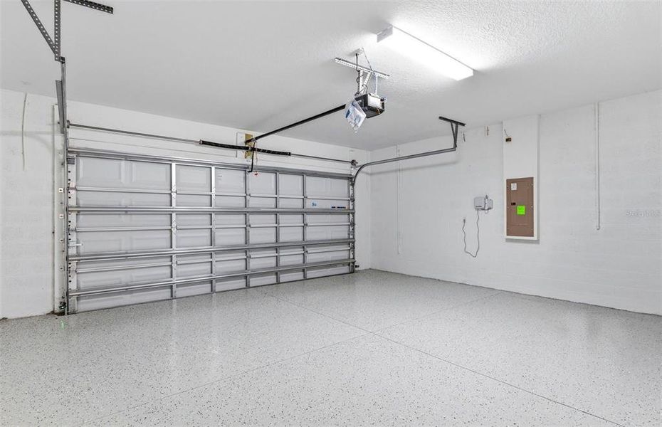 Spacious, unfurnished interior of a new home in Oakfield Trails, Parrish (Image 22).