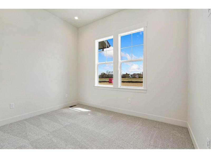 Spacious, unfurnished interior of a new home in Villa Collection, Fort Collins (Image 10).