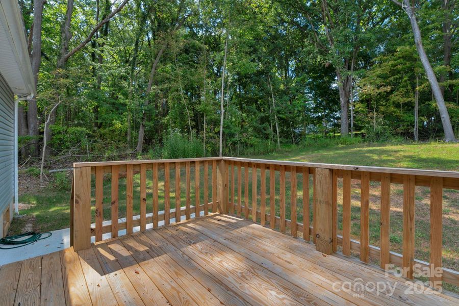 Image 21 of a home in .