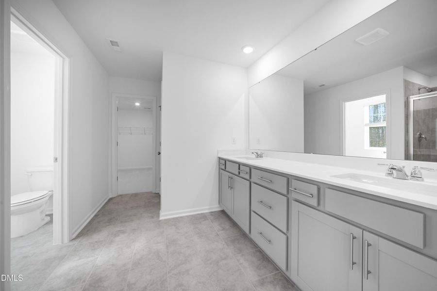 SUN_SherriDowns_Pic_Tessa-30