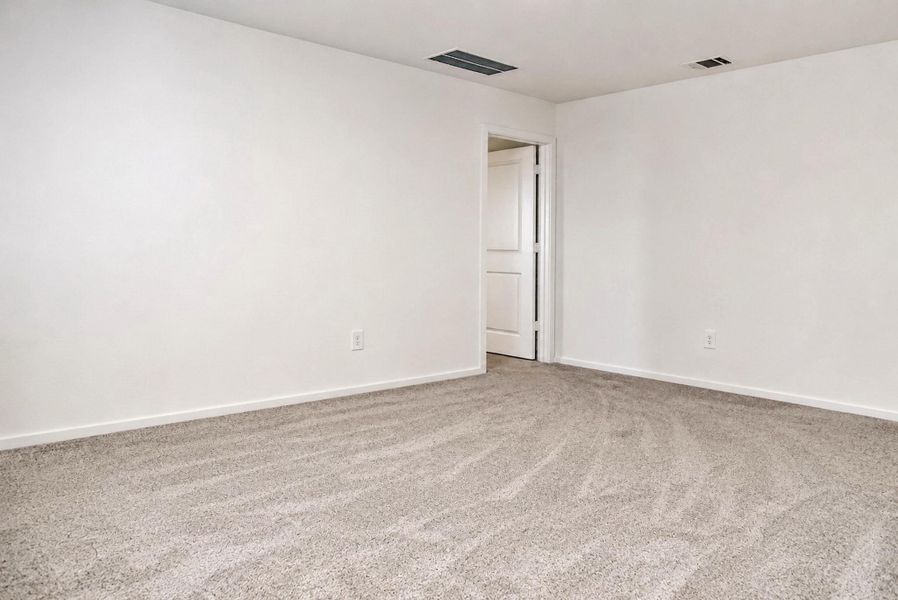 Spacious, unfurnished interior of a new home in Meadow Park, Conroe (Image 26). Spacious, unfurnished interior of a new home in Meadow Park, Conroe (Image 26).