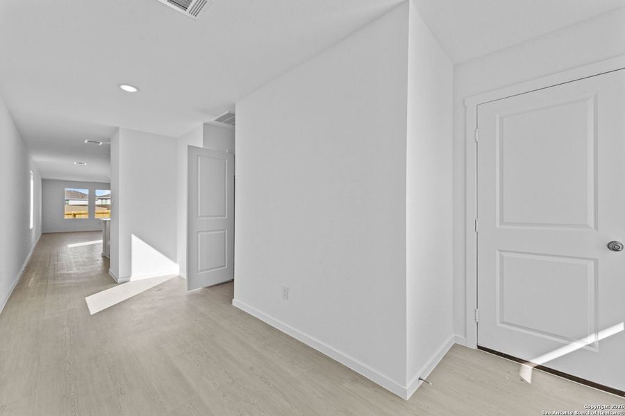 Spacious, unfurnished interior of a new home in , New Braunfels (Image 22).