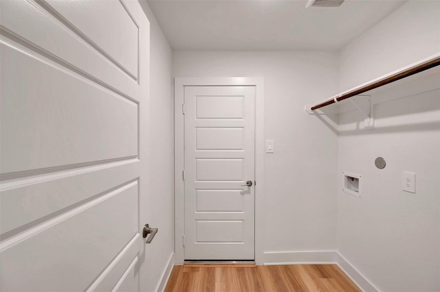 Spacious, unfurnished interior of a new home in Moran Ranch, Willis (Image 24). Spacious, unfurnished interior of a new home in Moran Ranch, Willis (Image 24).