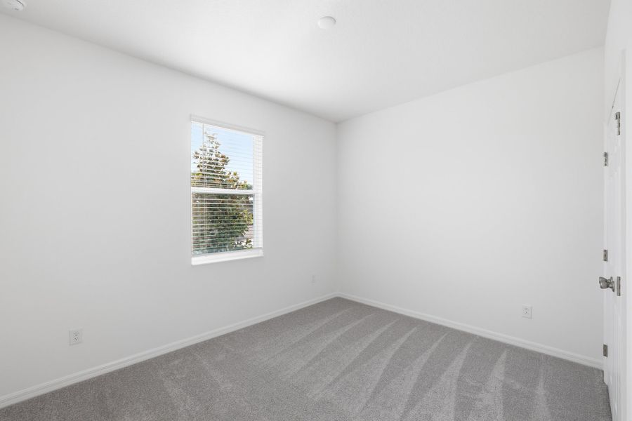 Spacious, unfurnished interior of a new home in Tarpon Bay, Haines City (Image 16). Spacious, unfurnished interior of a new home in Tarpon Bay, Haines City (Image 16).