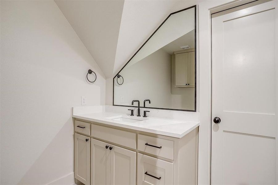 Furnished interior view inside a new home in , Lipan (Image 8).