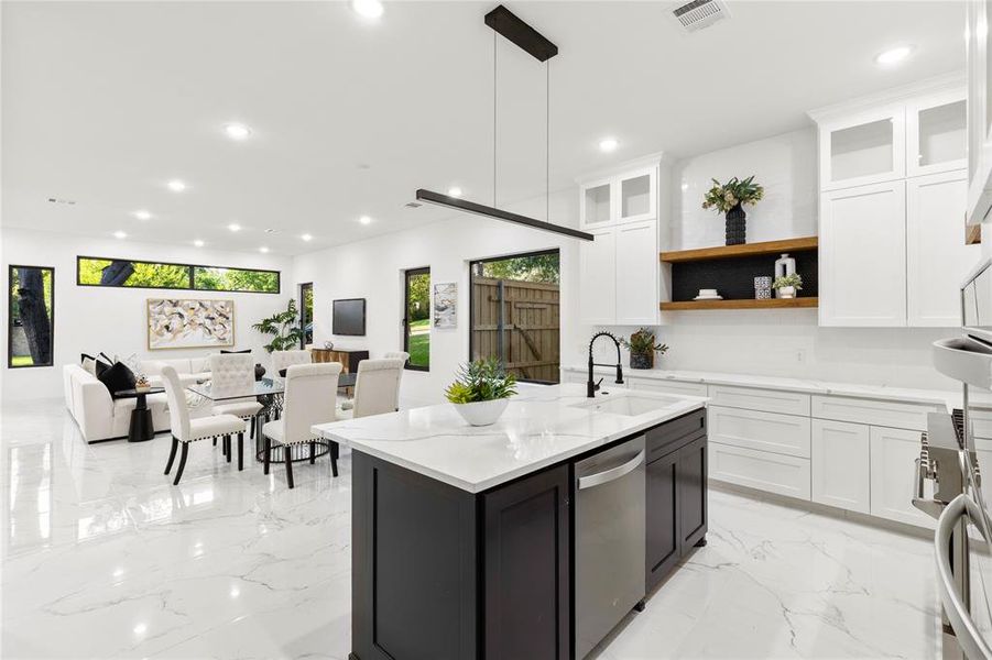 Furnished interior view inside a new home in , Dallas (Image 15). Furnished interior view inside a new home in , Dallas (Image 15).