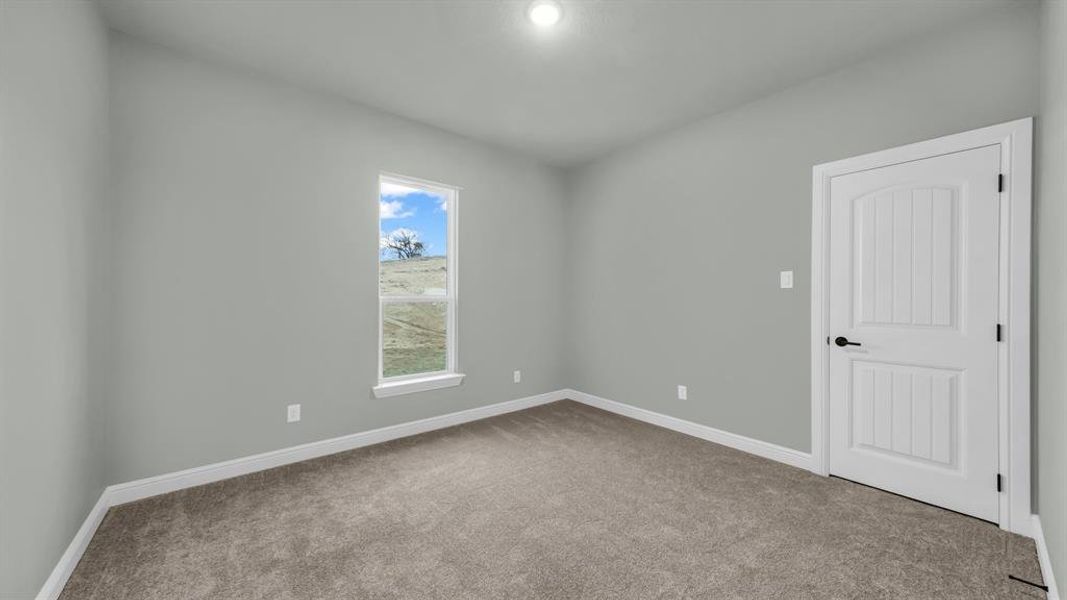 Spacious, unfurnished interior of a new home in Monarch Manor, Poolville (Image 19).