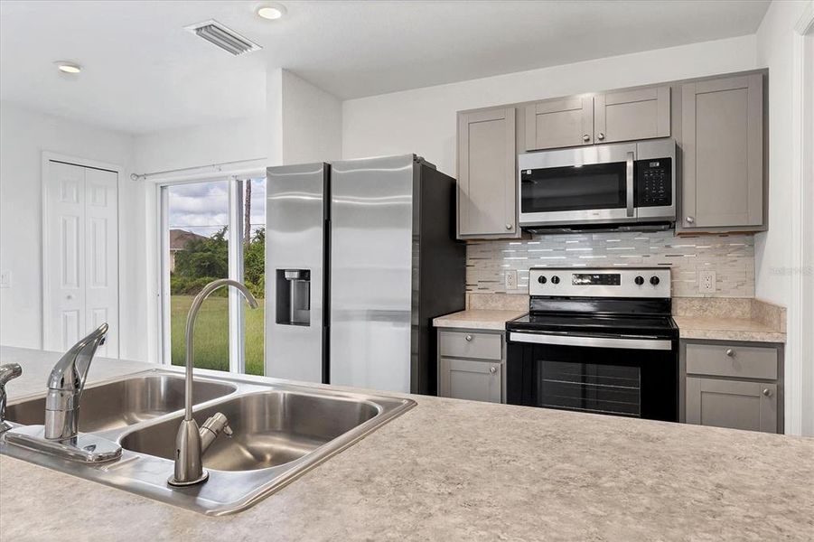 Image 34 of a home in .