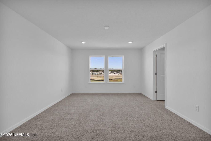 Spacious, unfurnished interior of a new home in The Preserve at Bannon Lakes, St. Augustine (Image 15).
