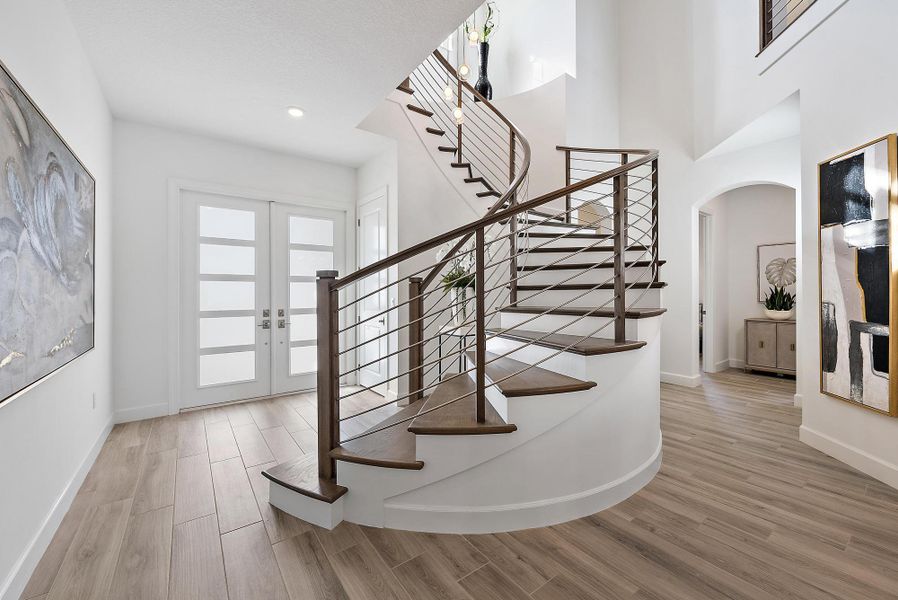 Spacious, unfurnished interior of a new home in , Jupiter (Image 20).