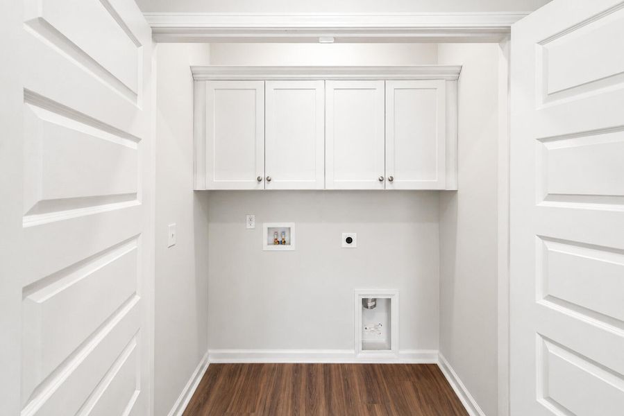 Spacious, unfurnished interior of a new home in , Summerville (Image 29).