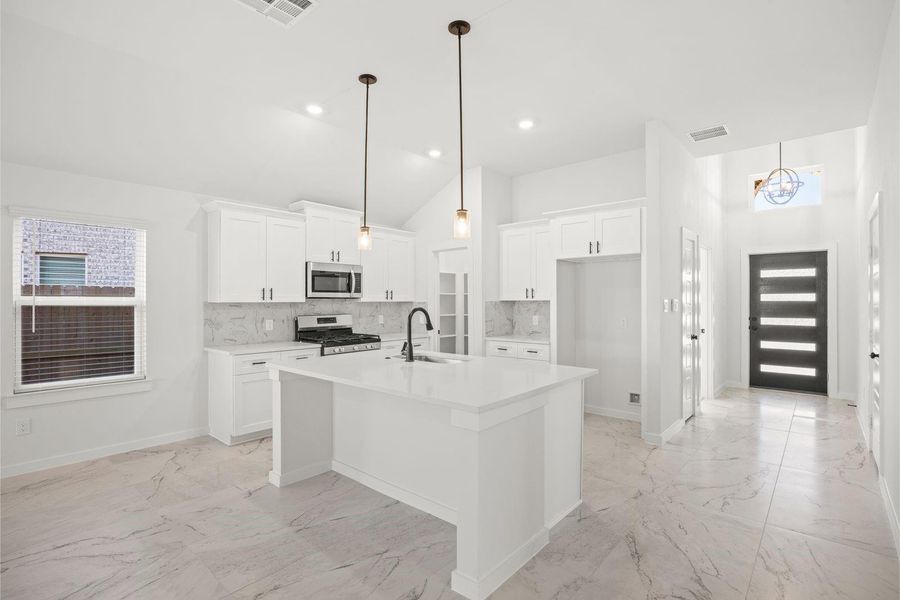 Furnished interior view inside a new home in Foxtail Palms, Manvel (Image 9). Furnished interior view inside a new home in Foxtail Palms, Manvel (Image 9).