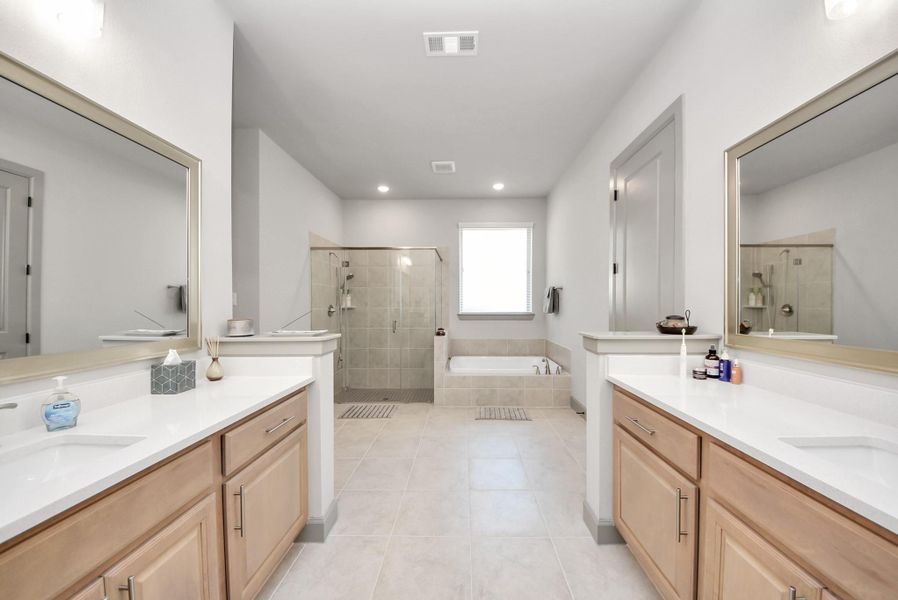 Furnished interior view inside a new home in , Missouri City (Image 10). Furnished interior view inside a new home in , Missouri City (Image 10).