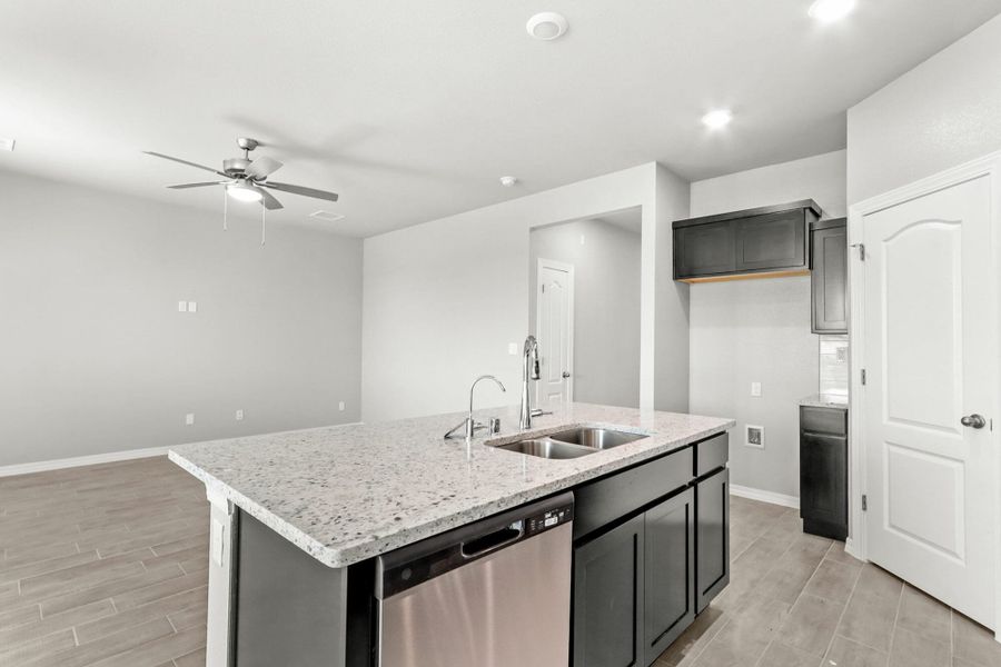 Representative furnished interior of a home built from the Prickly Pear by View Homes in Summer Sky, El Paso (Image 11). Representative furnished interior of a home built from the Prickly Pear by View Homes in Summer Sky, El Paso (Image 11).