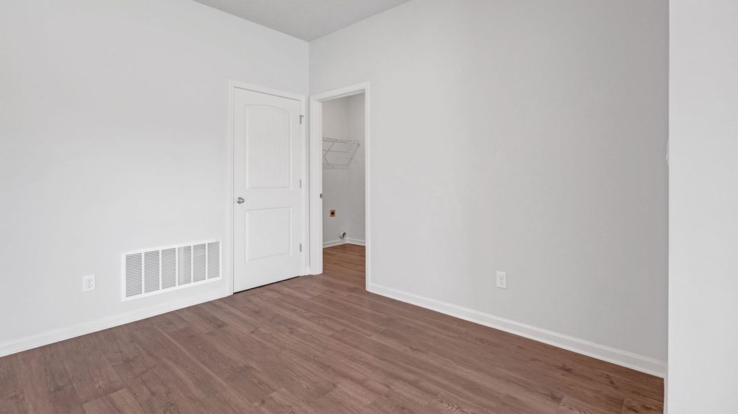 Spacious, unfurnished interior of a new home in Village Park, Oakland (Image 19). Spacious, unfurnished interior of a new home in Village Park, Oakland (Image 19).