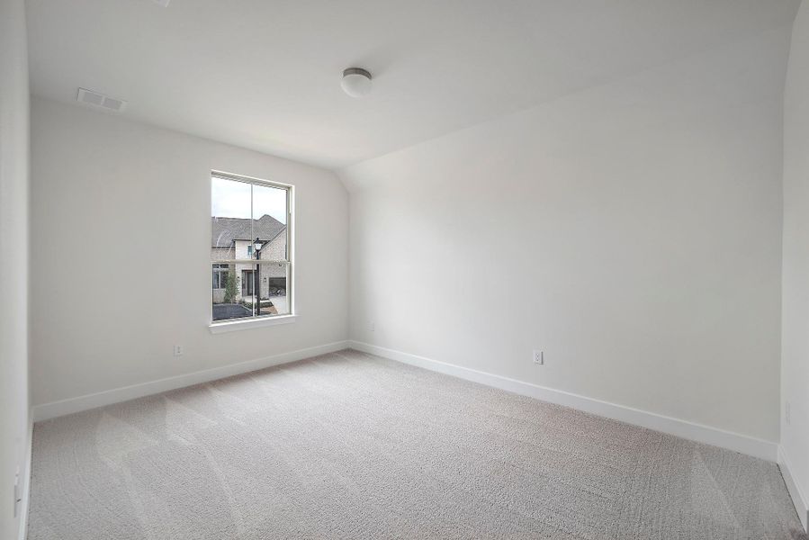 Spacious, unfurnished interior of a new home in Flora - 60', Hutto (Image 33).